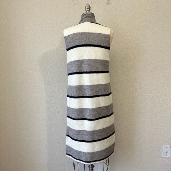 ANTHROPOLOGIE Pencey Long Stripe Open Vest in Grey White Navy - Picture 7 of 12